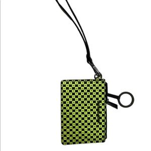 Small coin wristlet/wallet